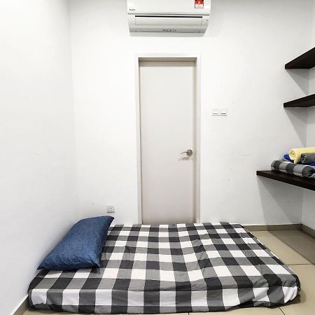 Lavender Suite # Shah Alam I-City Block B Homestay # 2R1B #Free Wifi & Parking المظهر الخارجي الصورة